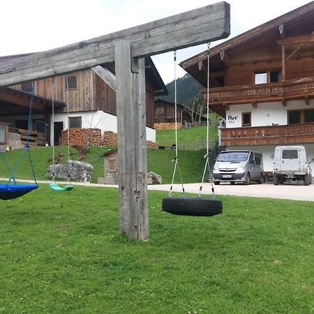 Aue, Ferienwohnung トゥクス エクステリア 写真